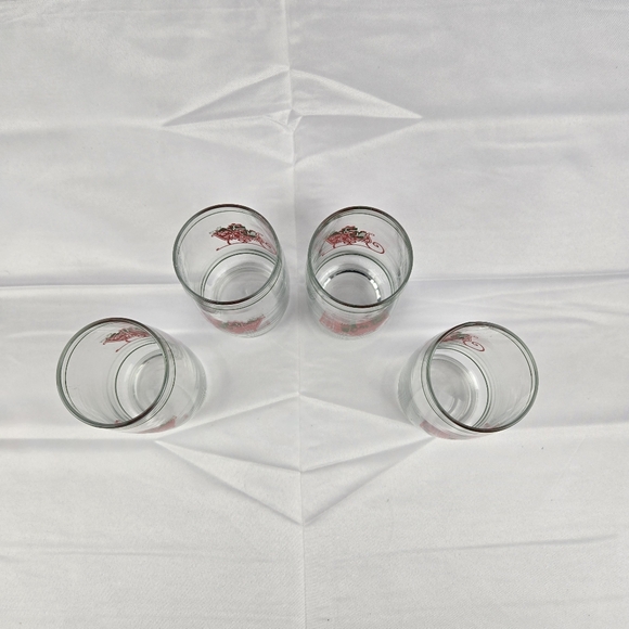 Vintage Santa’s Sleigh Drinking Glasses Christmas Holiday JC Penny Set of 4 Vtg - Picture 4 of 6